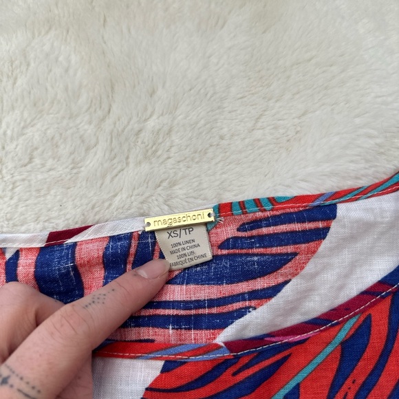 Magaschoni Linen Multicolor Leaf Print Blouse - Picture 2 of 5